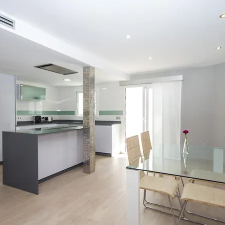 Holiday Churretero Canovas Tatil Evi Nerja